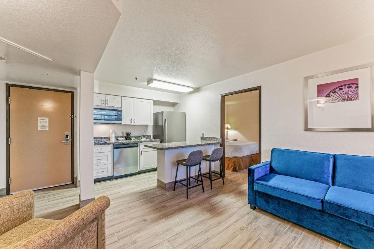 Chandler Perfect Location 1 Bedroom Ngoại thất bức ảnh