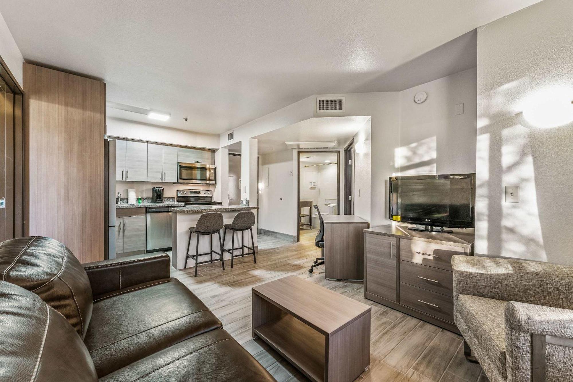 Chandler Perfect Location 1 Bedroom Ngoại thất bức ảnh